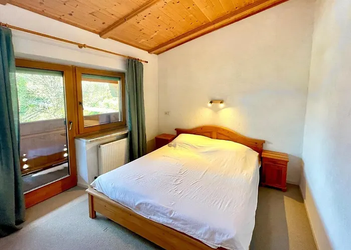 Haus Alpenfriede דירה *